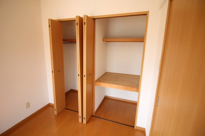 物件内観写真18　(収納)