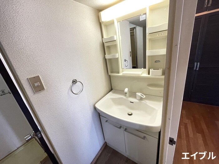 物件内観写真9　(洗面)