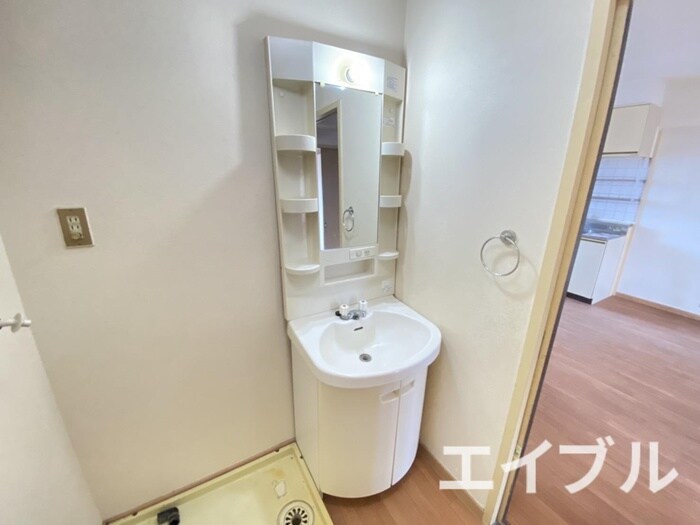 物件内観写真11　(洗面)