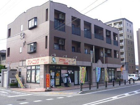 ハピ－シャルマン外観写真