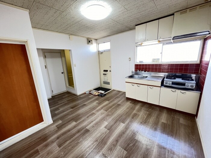 物件内観写真4　(居室)