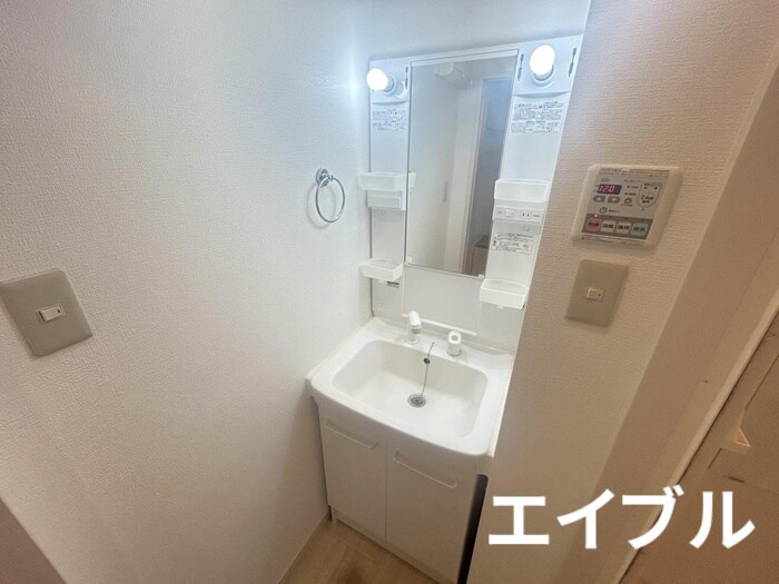 物件内観写真10　(洗面)