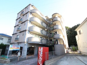 ﾊﾟｰｸﾊｲﾂ三和外観写真