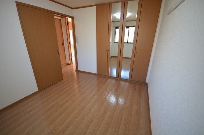 物件内観写真5　(居室)