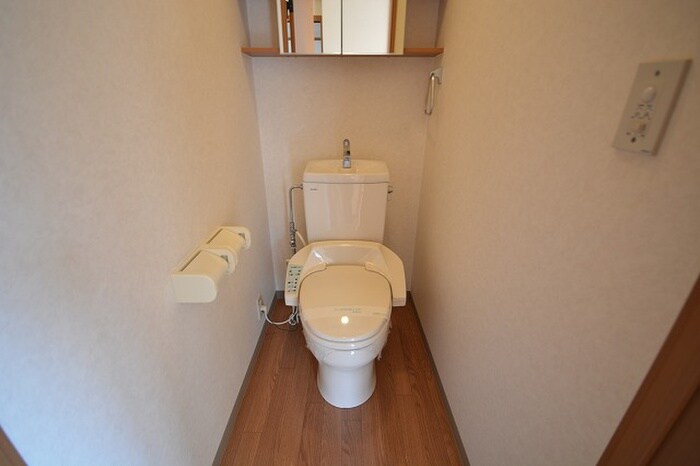 物件内観写真9　(トイレ)