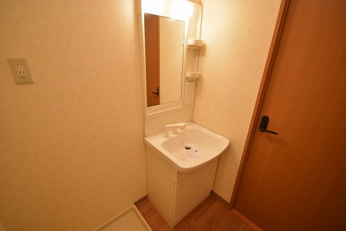 物件内観写真10　(洗面)