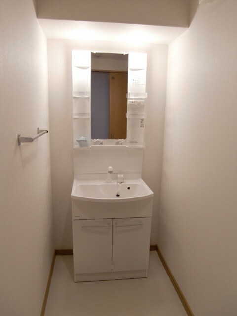 物件内観写真10　(洗面)