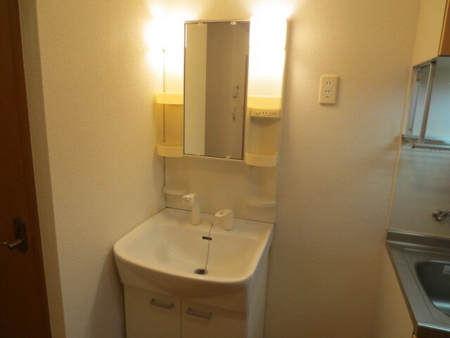 物件内観写真9　(洗面)
