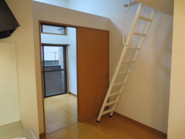 物件内観写真12　(居室)