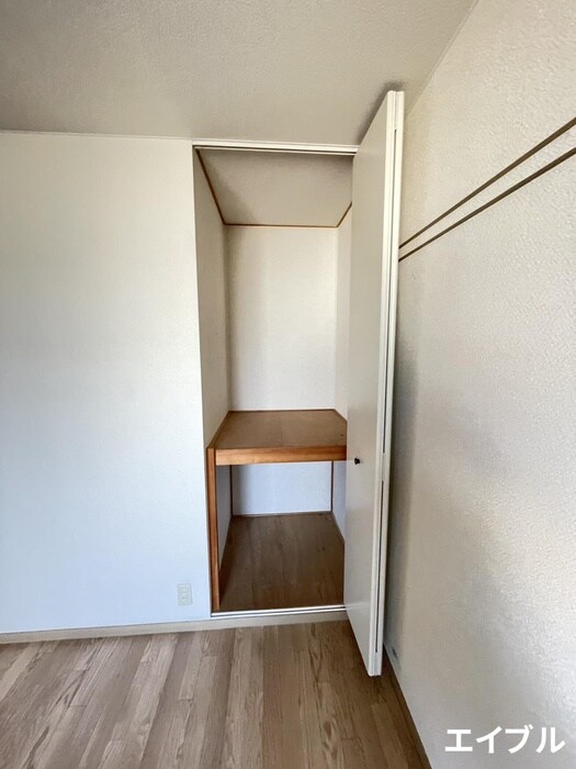 物件内観写真13　(収納)