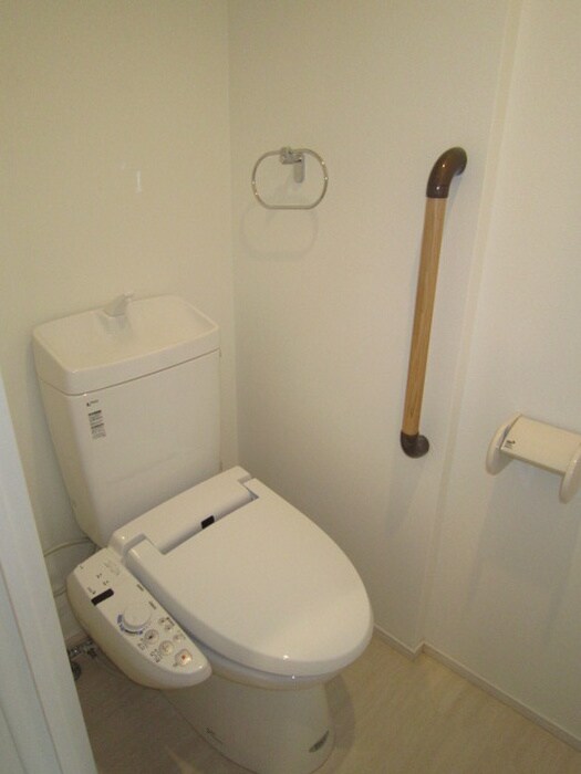 物件内観写真11　(トイレ)