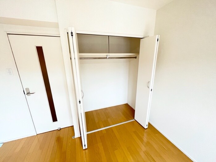 物件内観写真13　(収納)