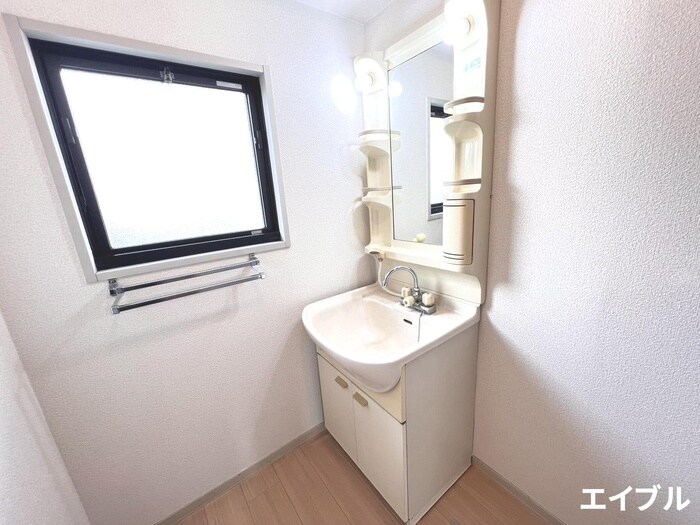 物件内観写真10　(洗面)