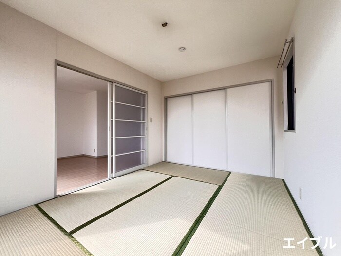 物件内観写真13　(収納)