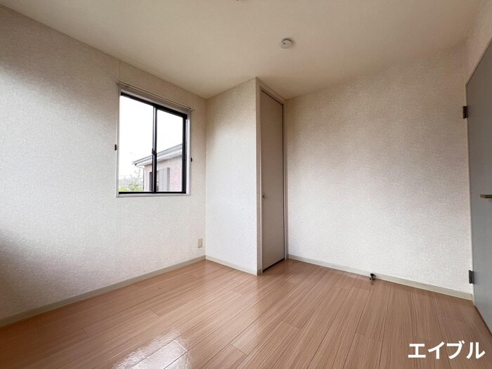 物件内観写真18　(居室)