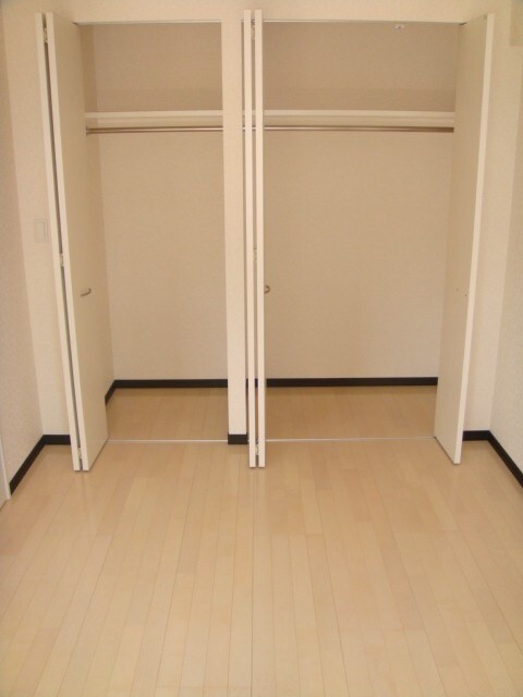 物件内観写真15　(収納)