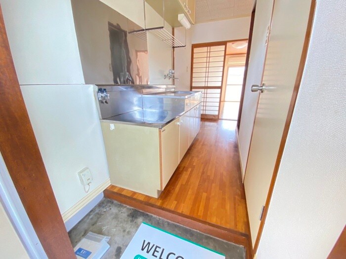 物件内観写真7　(玄関)