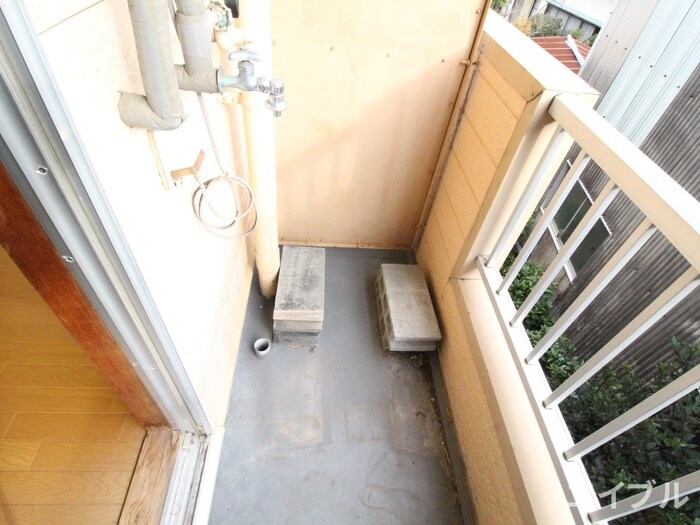 物件内観写真17　(洗濯機置場)