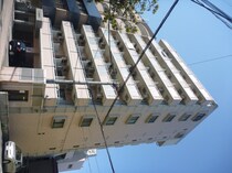 ラ・コミュ－ン大手門の外観写真