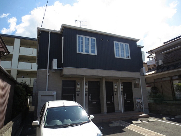 物件外観写真2　(外観写真)