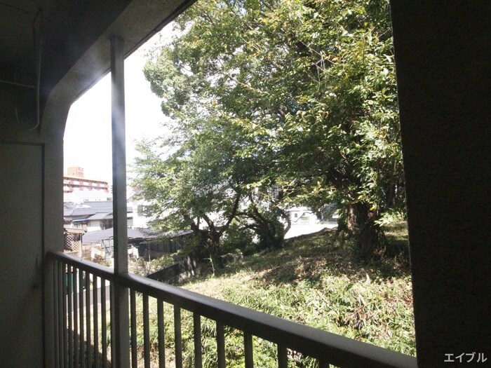 物件内観写真17　(室内からの展望)