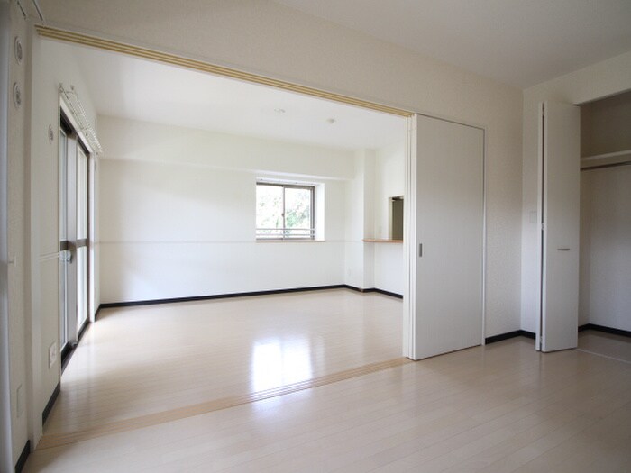 物件内観写真10　(居室)