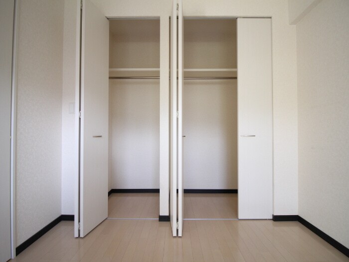 物件内観写真16　(収納)