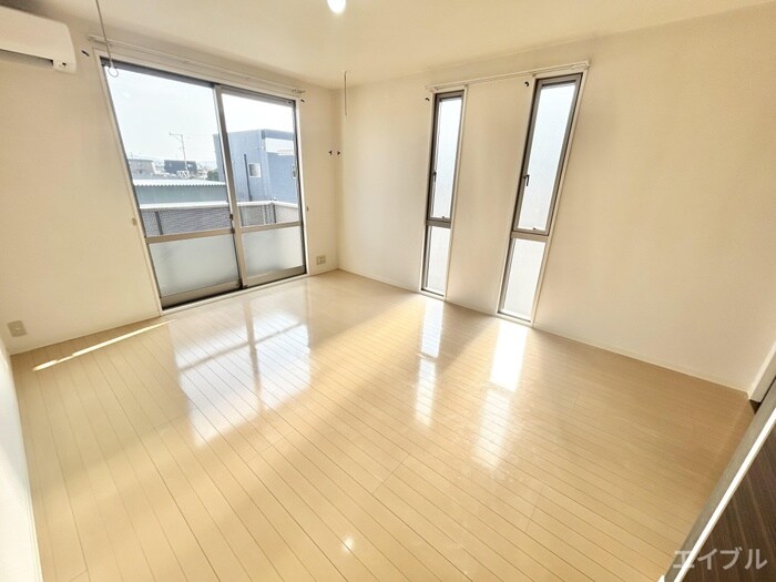 物件内観写真9　(居室)