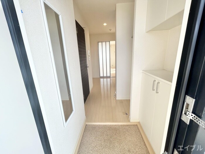 物件内観写真14　(玄関)