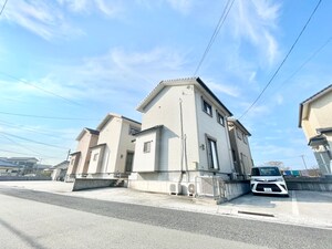 山春貸家B外観写真