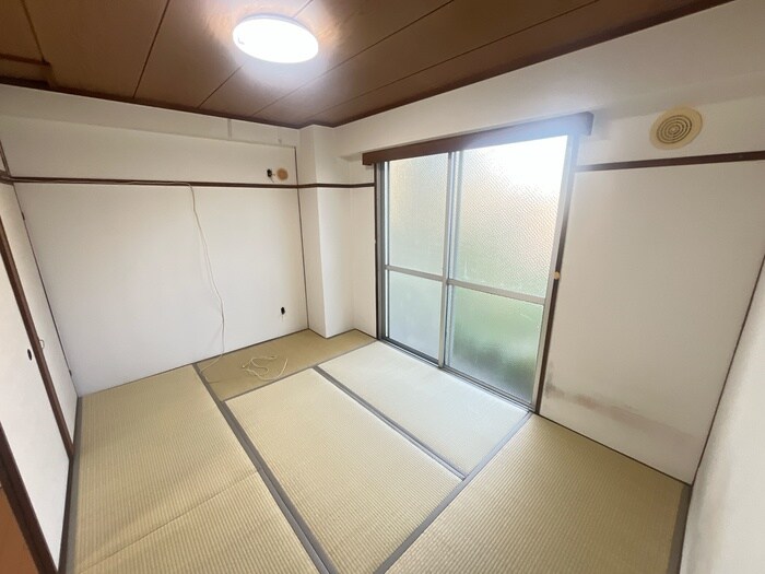 物件内観写真6　(居室)