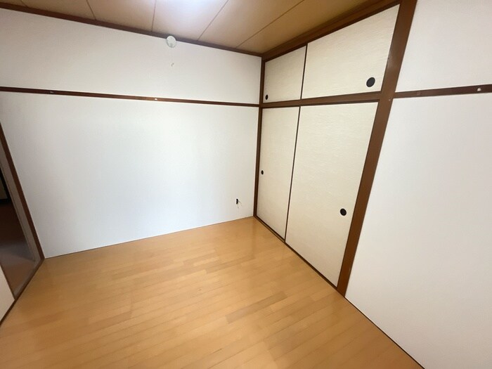 物件内観写真7　(居室)