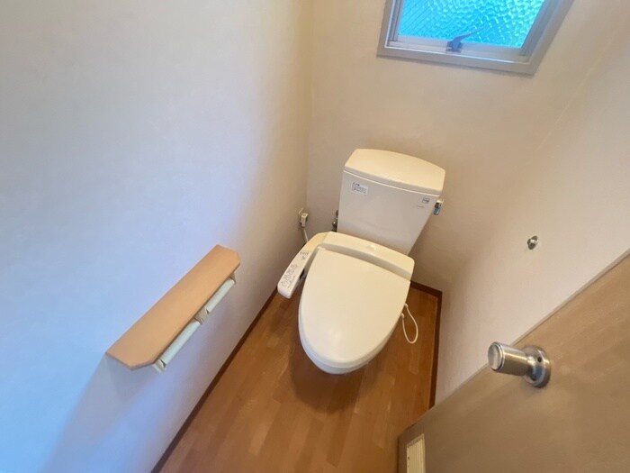 物件内観写真13　(トイレ)