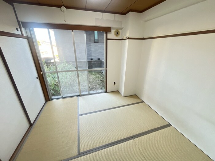 物件内観写真18　(居室)