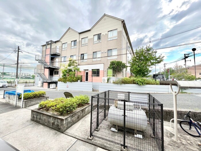 物件内観写真12　(室内からの展望)