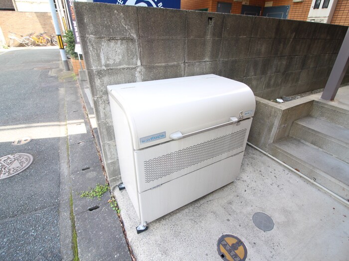 物件外観写真4　(建物設備)