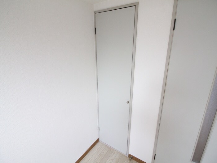 物件内観写真11　(収納)