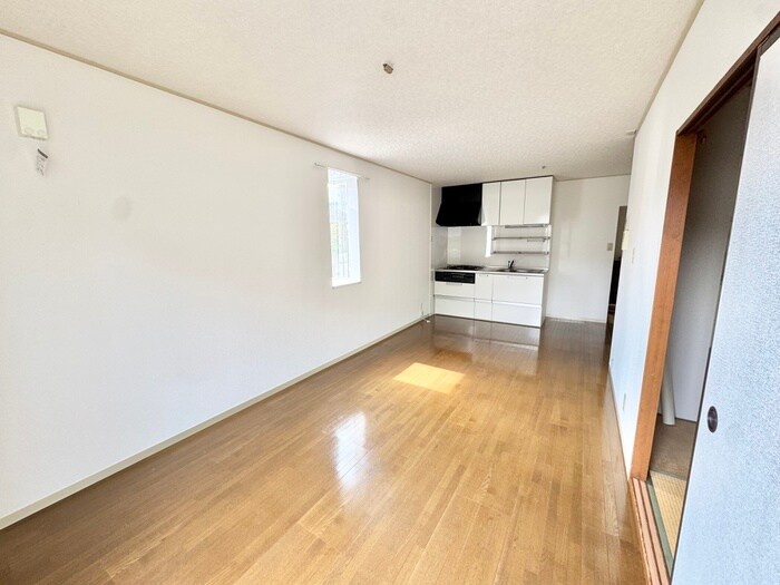 物件内観写真4　(居室)