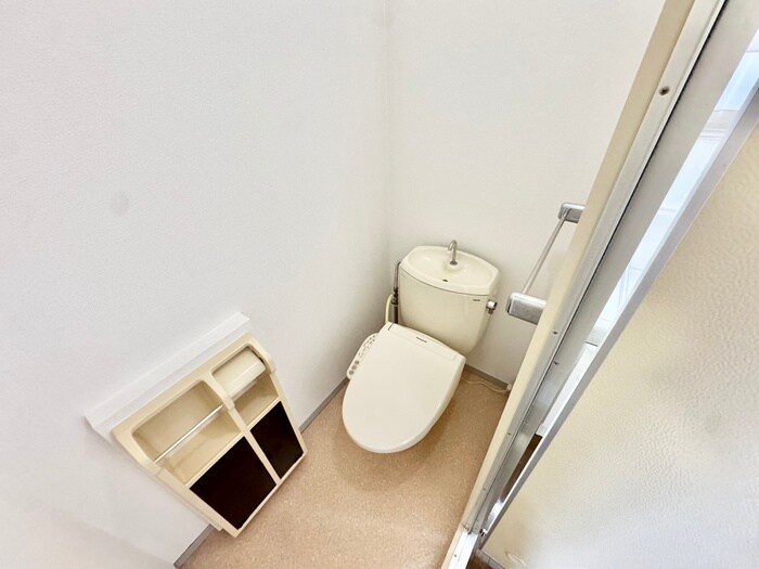 物件内観写真7　(トイレ)