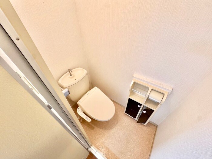 物件内観写真7　(トイレ)