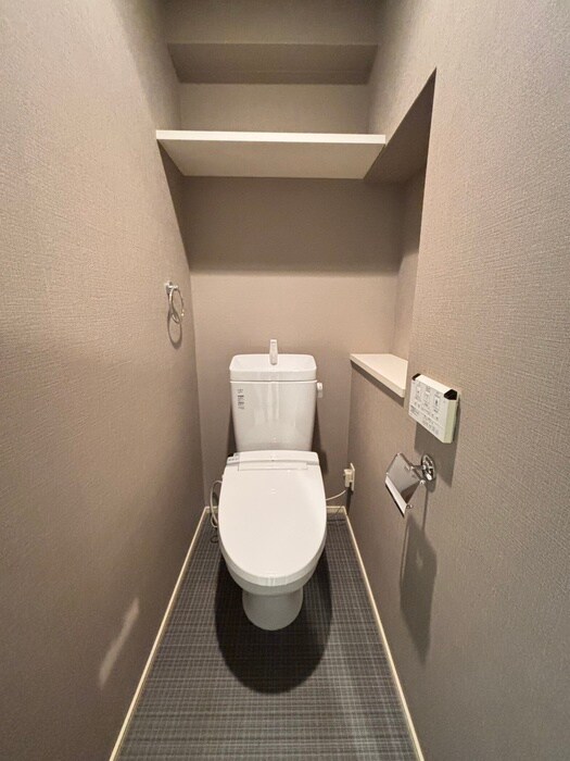 物件内観写真11　(トイレ)