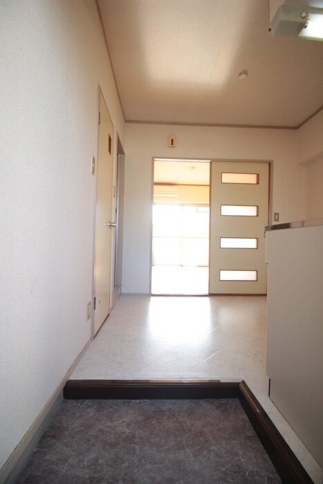 物件内観写真19　(廊下)