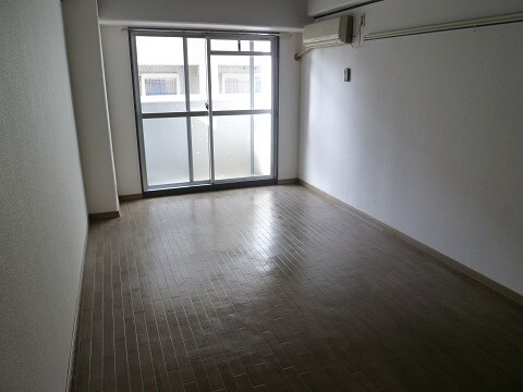 物件内観写真6　(居室)