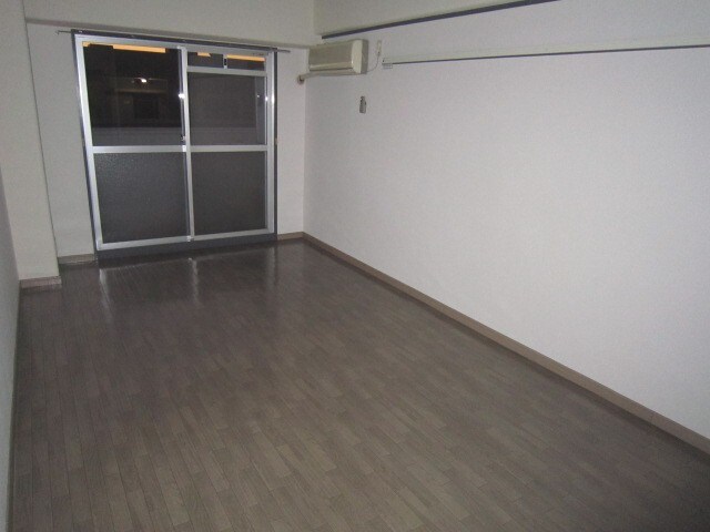 物件内観写真11　(居室)