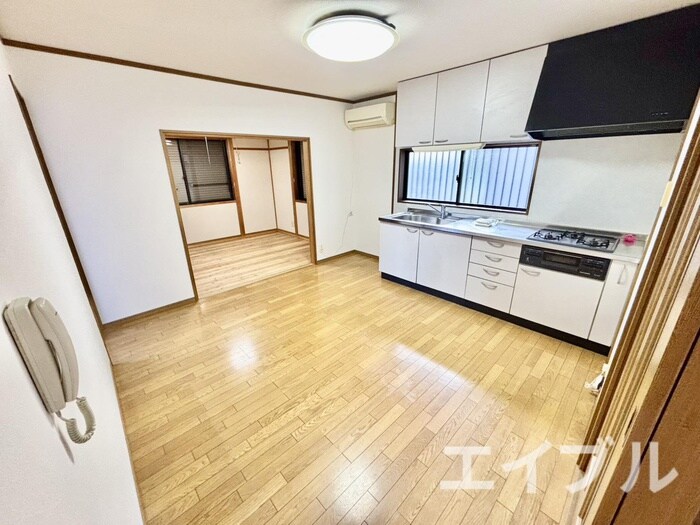 物件内観写真8　(居室)