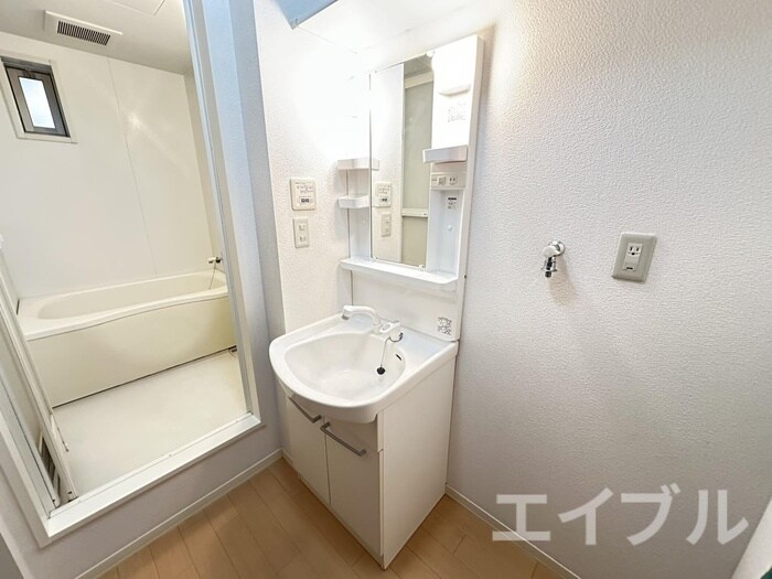 物件内観写真10　(洗面)