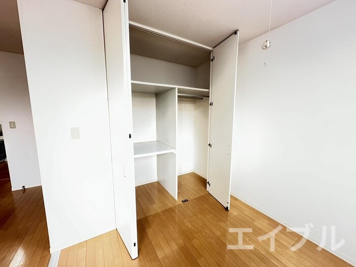 物件内観写真12　(収納)