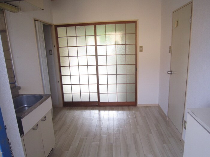 物件内観写真12　(居室)