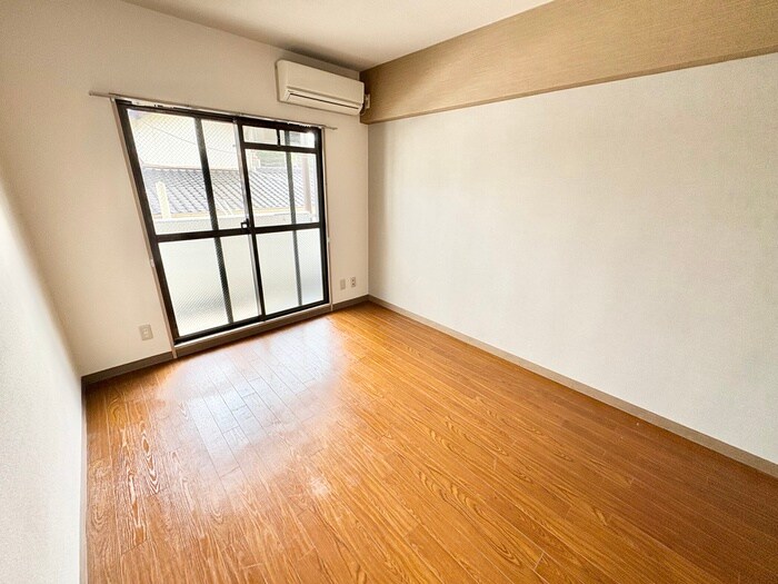 物件内観写真6　(居室)