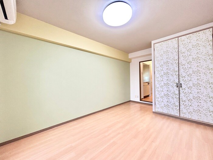 物件内観写真6　(居室)